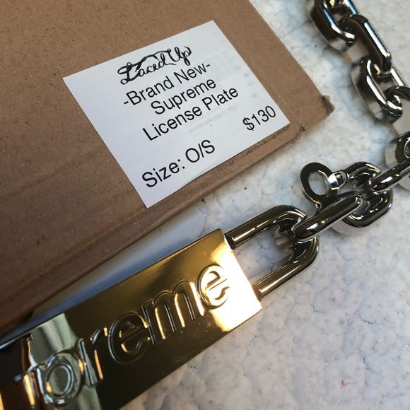 Supreme license plate cover - Picture 4 of 4